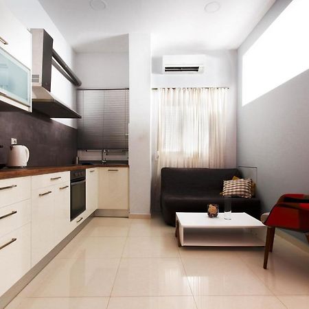 Twin Lofts Ταξιαρχών, A Kalamatastay Property Extérieur photo