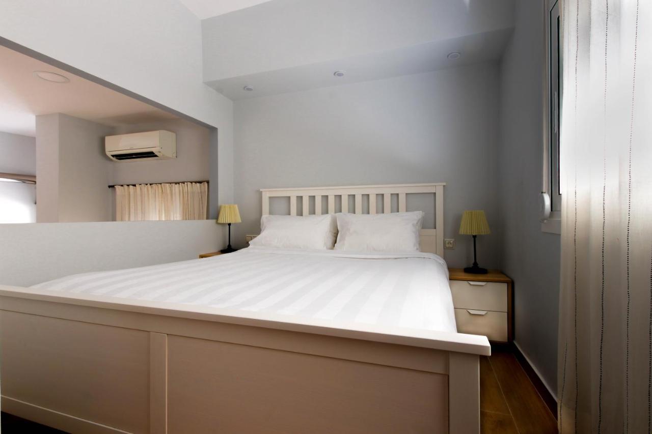 Twin Lofts Ταξιαρχών, A Kalamatastay Property Extérieur photo