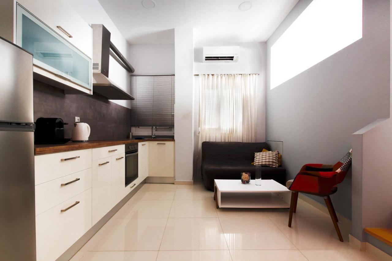 Twin Lofts Ταξιαρχών, A Kalamatastay Property Extérieur photo